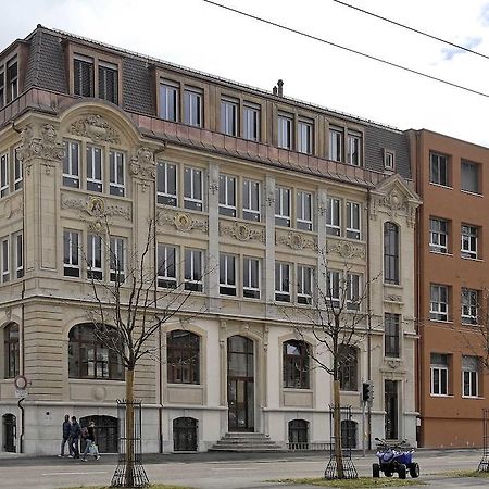 Hebergement Du Pod La Chaux De Fonds Exterior foto